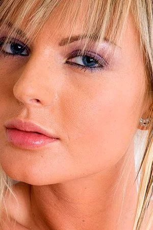 Sandra returns today, surrounded in white.