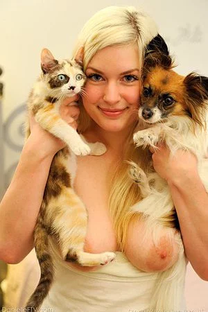 Bosomy blonde Danielle FTV fingers her meaty flexible pussy in front of you