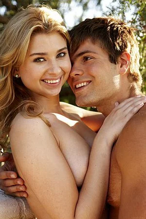 Lovely teen girl Molly Bennett sucks off her man and rides his wang outside in the sun