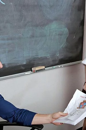 Bad Apple Gets Pounded