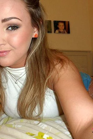 Hot brunette Jodie Gasson shows the nice big melons with the delicious nips