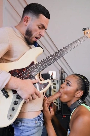 Athletic ebony gives head and gets fucked through the hole in her leggings