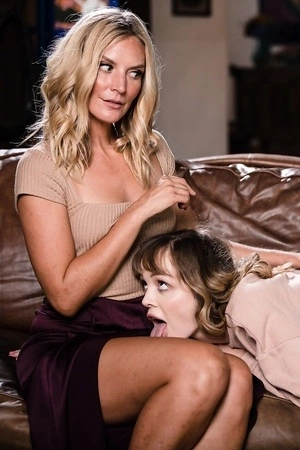 Gorgeous ladies Mona Wales and Aliya Brynn licking on the sofa