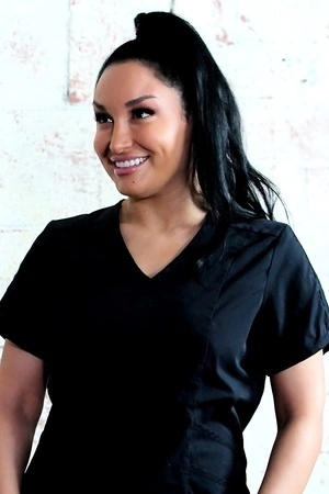 Cock-craving masseuse Gabi Paltrova gets what she wanted