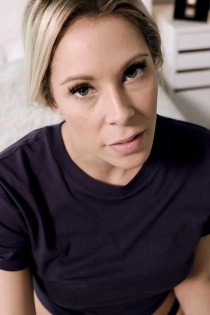 Gorgeous stepmom Nikki Brooks gets nicely fucked in POV