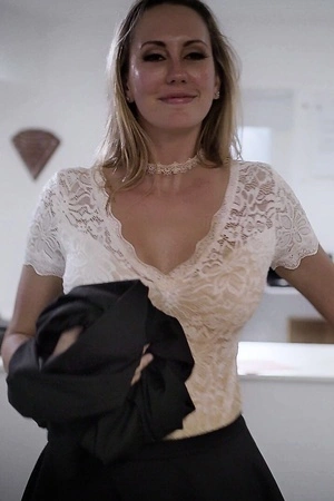 Brett Rossi gets an intense pussy pounding from tattooed dude