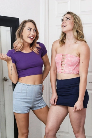 Carter Cruise and Zoey Taylor licking and fucking with a strap-on dildo