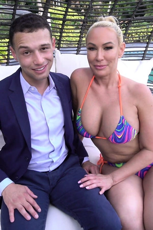 Mellanie Monroe licks lover's asshole before getting laid