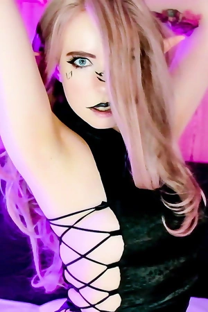 Cute elf babe sucks long prick before getting laid