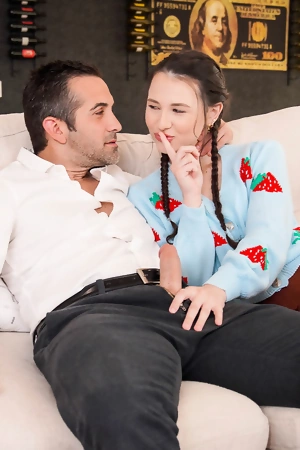 Long-haired bimbo Liz Jordan gets screwed by her BF's dad