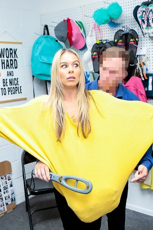 Blonde thief Summer Vixen gets a good dicking from cocky LP officer