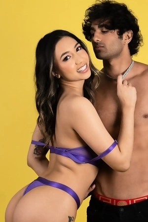 Wavy-haired bimbo Kimora Quin gets deeply fucked after receiving oral