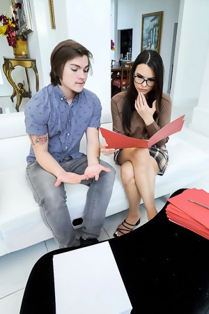 Dark-haired MILF Ivy Ireland takes stepson's cock deep inside