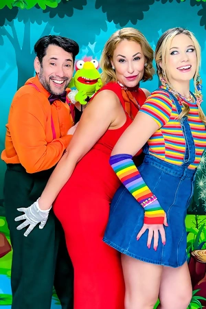 Ryan Keely and River Lynn lick each other's pussy while getting fucked