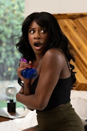 Black nympho Nicole Kitt gets fucked good and proper