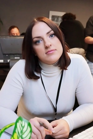 Lucy Lotus pleasures bearded black dude in the classroom