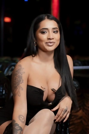 Tattooed Indian hussy Yasmina Khan gets properly fucked in the bathroom