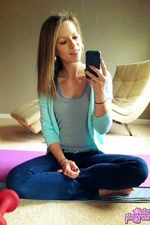 Babes like Kates Playground are always ready to pose in front of the camera...