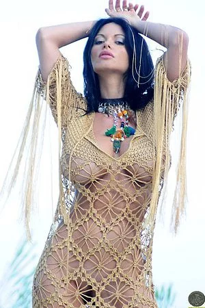 Huge titted Veronica Zemanova gets naked and does some modeling in the doorway