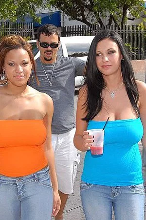 Bosomy latinas in jeans and tops Natasha Dulce and Bella Blaze get fucked together