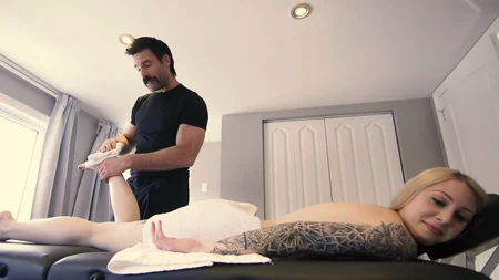 Cassie Cloutier gets a sticky reward after servicing two hard dicks