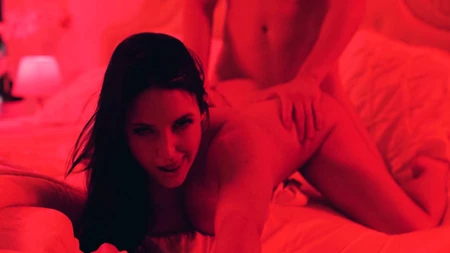 Angela White gets her eager cunt drilled after receiving oral