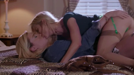 Alexis Fawx and Haley Reed licking like there’s no tomorrow