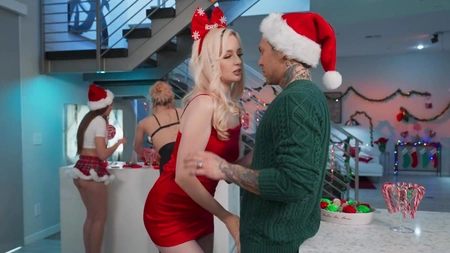 Blonde gal Lexi Lore gets eaten out and fucked hard by tattooed stud