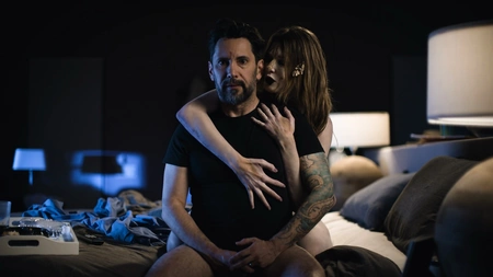 All-natural vixen Ashley Lane gets properly fucked by tattooed stud