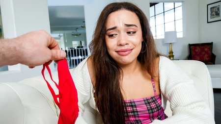 Bootylicious ebony Willow Ryder gets creampied after a hot fuck