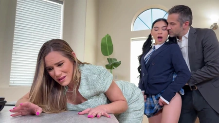 Aderes Quin and Delilah Dagger get fucked in the classroom