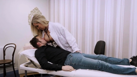 Blonde hussy Karlie Simon blows and rides younger dude on the table