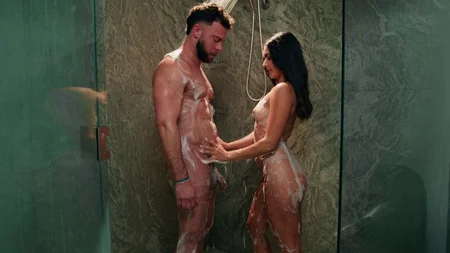 Seductive nuru masseuse Isa Bella gets fucked well